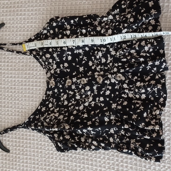 Top - Picture 3 of 3